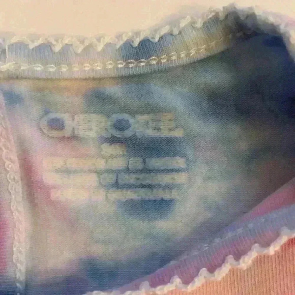 🌸Host Pick🌸New! Hand Tie dye onesie set - Picture 6 of 6